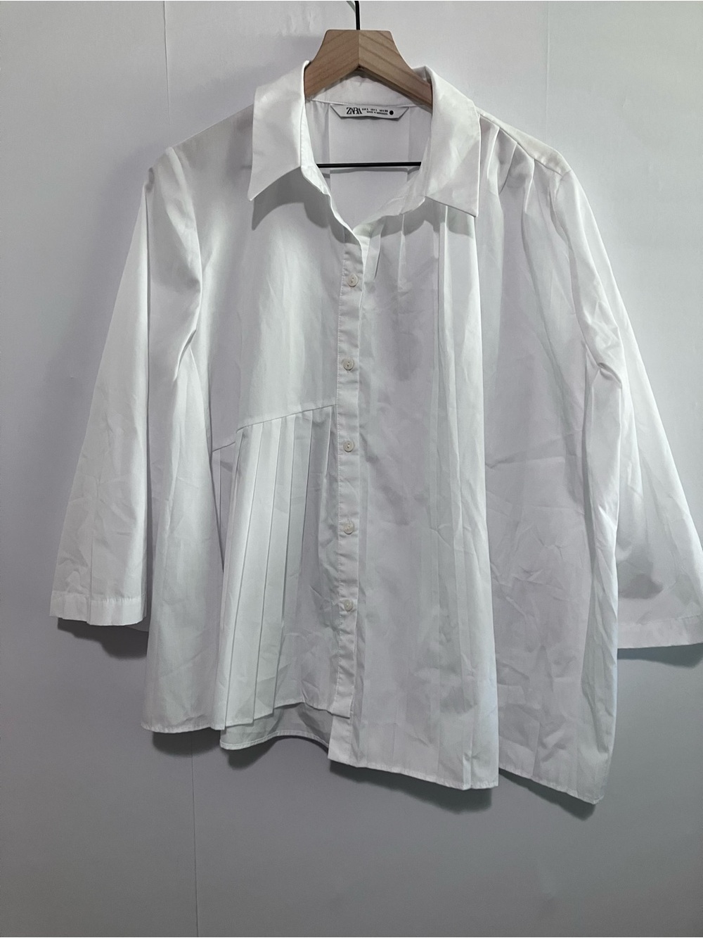 Zara White Oversized Asymmetrical Button Up Shirt With Pleats Size Large